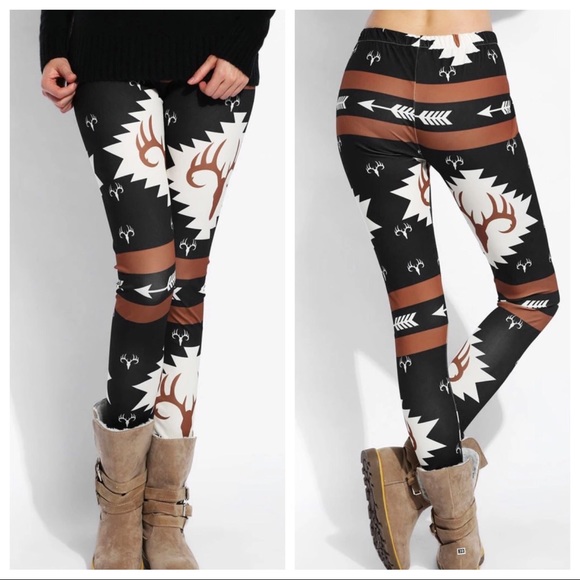 Detail Reindeer Arrow Printed Leggings Nomer 18