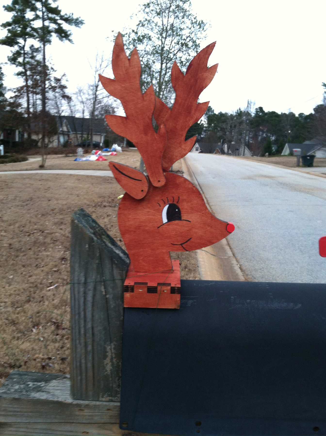 Detail Reindeer Mailbox Nomer 15