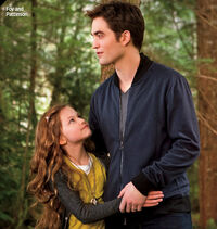 Detail Renesmee Carlie Cullen Nomer 18