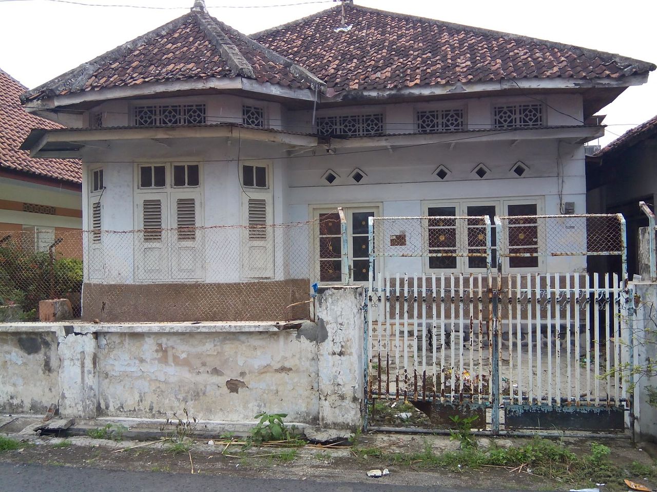 Detail Renovasi Rumah Kuno Jadi Minimalis Nomer 13