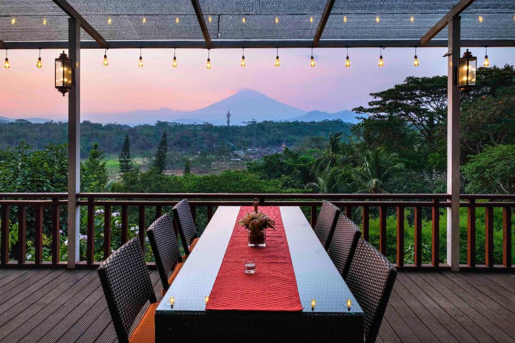 Detail Resto Pemandangan Bagus Di Bogor Nomer 47