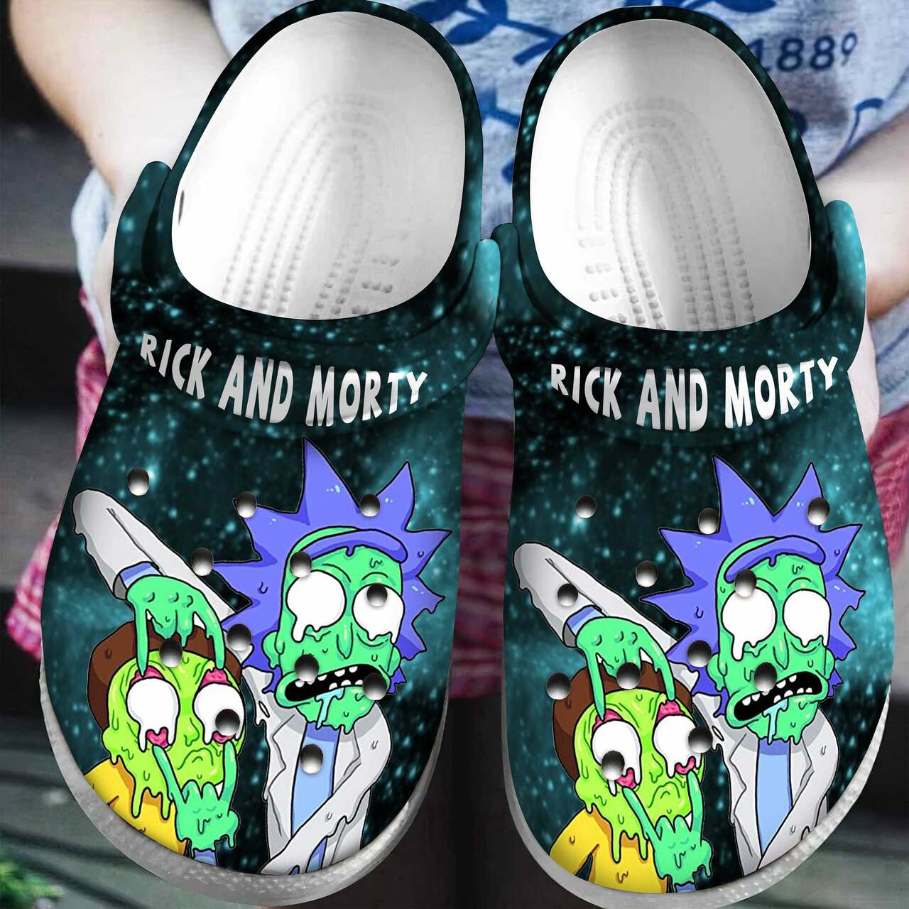 Detail Rick And Mortu Crocs Nomer 3