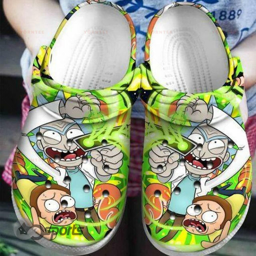 Detail Rick And Mortu Crocs Nomer 5