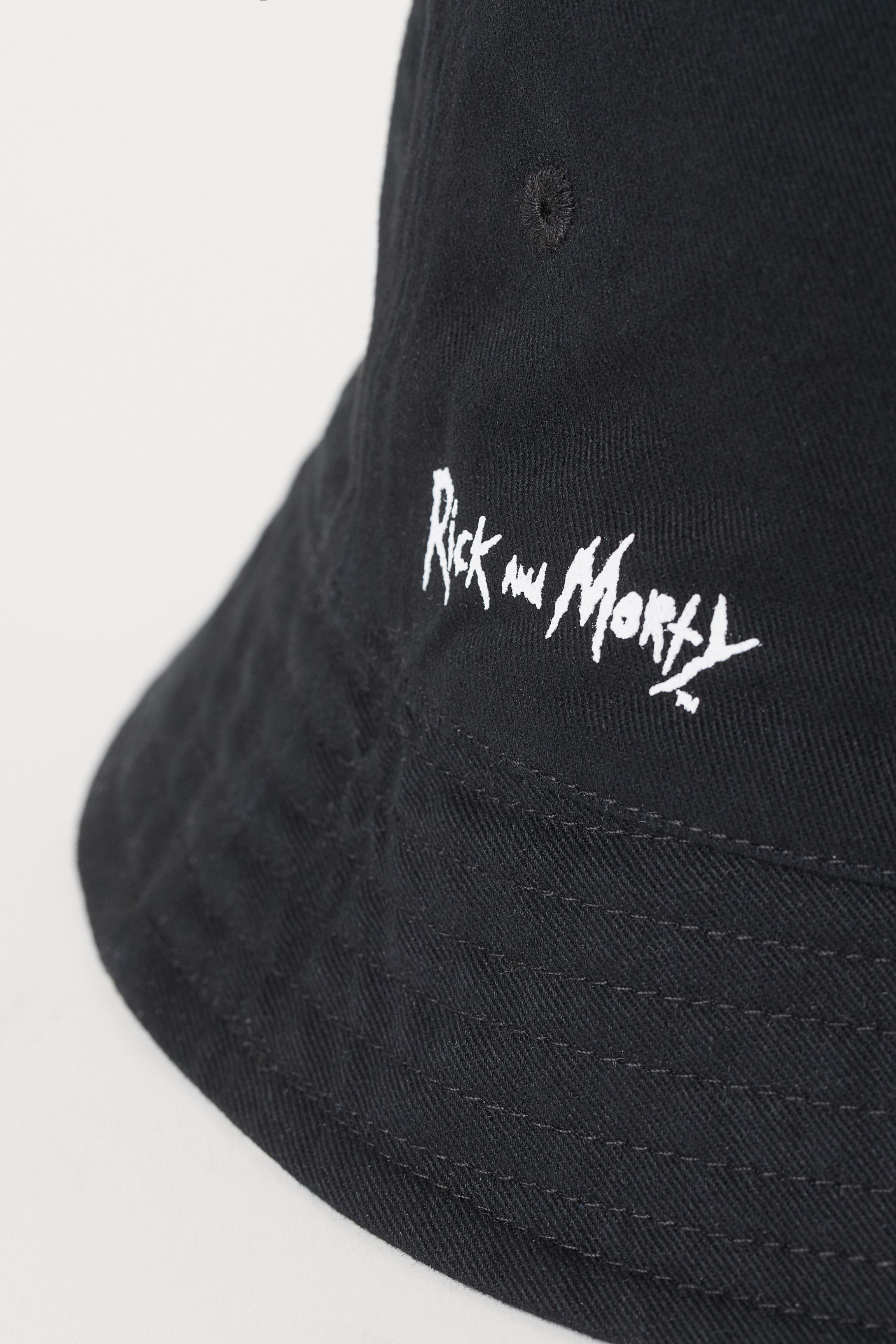 Detail Rick And Morty Bucket Hat Nomer 20