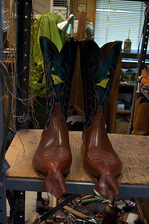 Detail Roach Killer Cowboy Boots Nomer 16