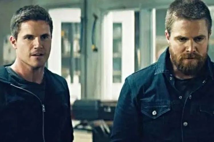 Detail Robbie Amell Film Dan Acara Tv Nomer 6