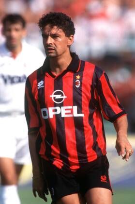 Detail Roberto Baggio Ac Milan Nomer 19