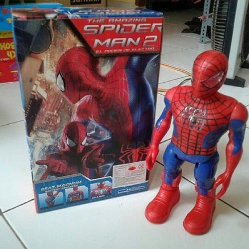 Detail Robot Spiderman Besar Nomer 16