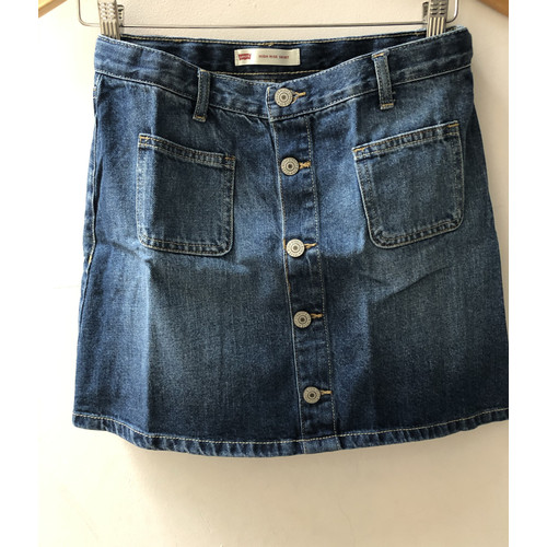 Detail Rok Pendek Levis Nomer 54