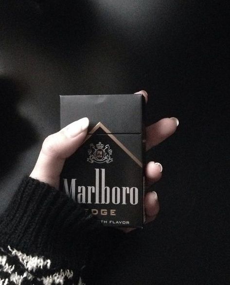 Detail Rokok Black Devil Nomer 23