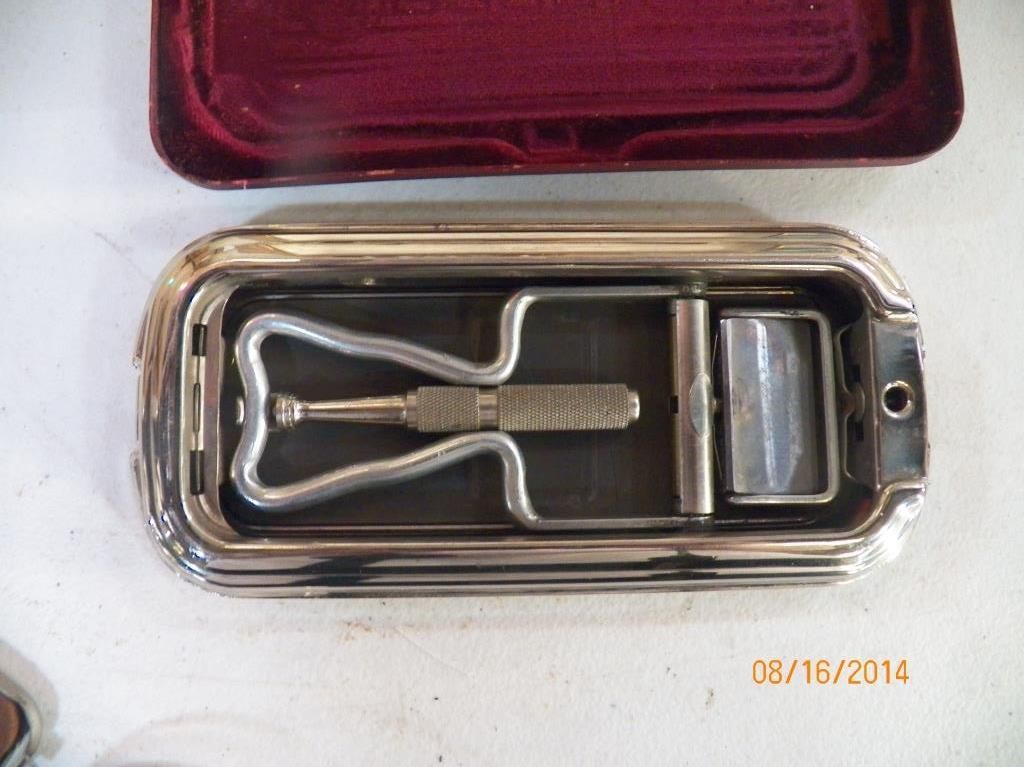Detail Rolls Razor Sharpener Nomer 34