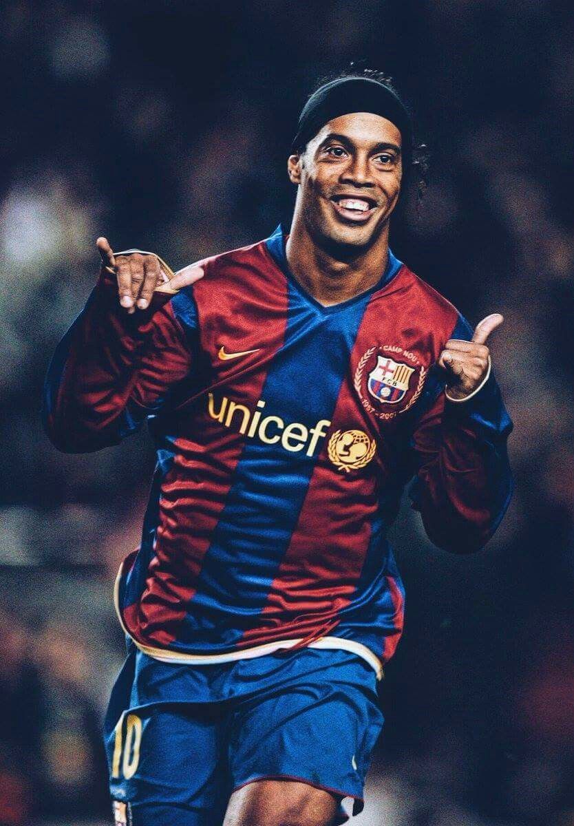 Detail Ronaldinho Wallpaper Nomer 2