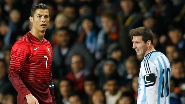 Detail Ronaldo Vs Messi Lucu Nomer 16