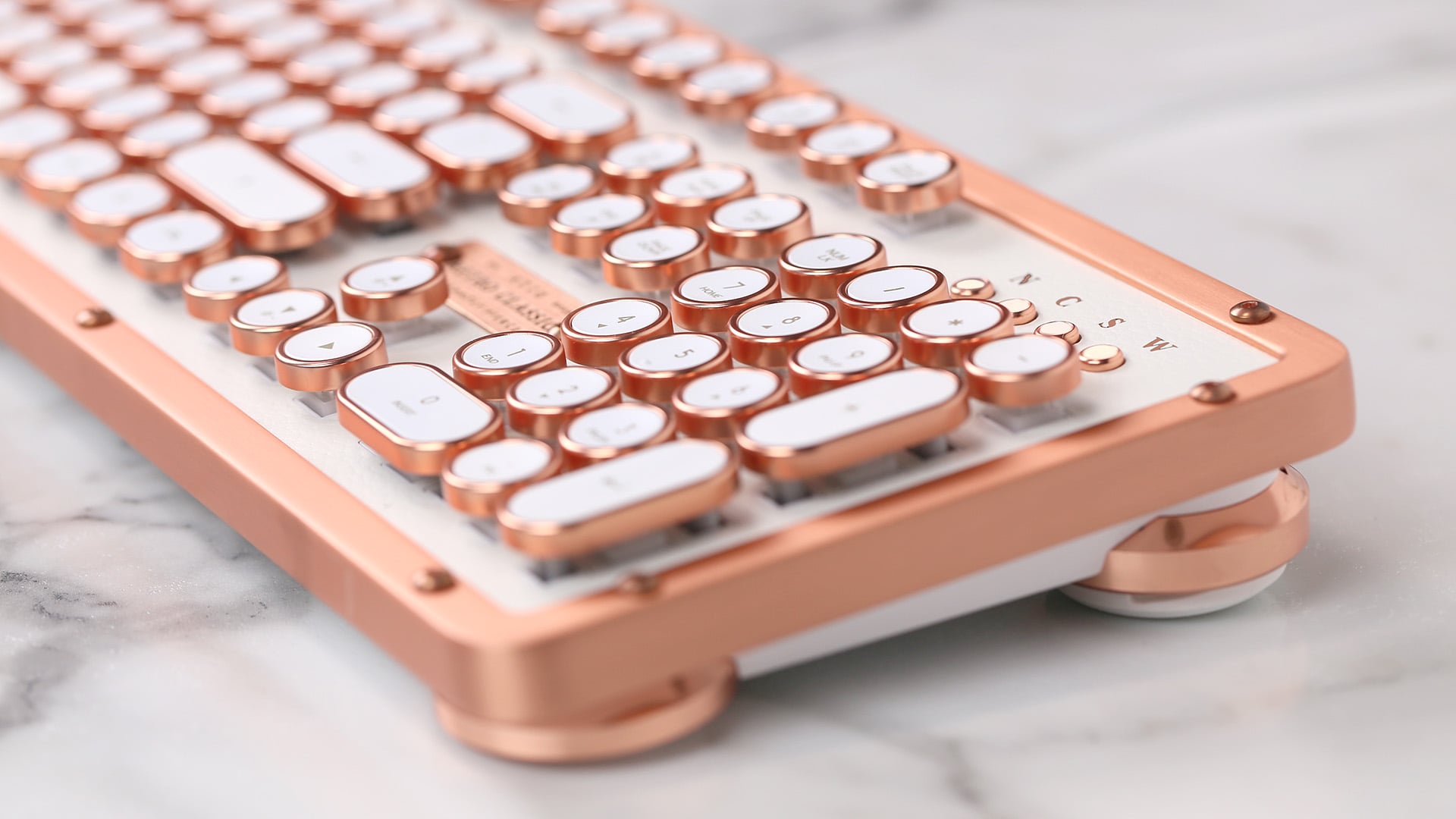 Rose Gold Typewriter Keyboard - KibrisPDR