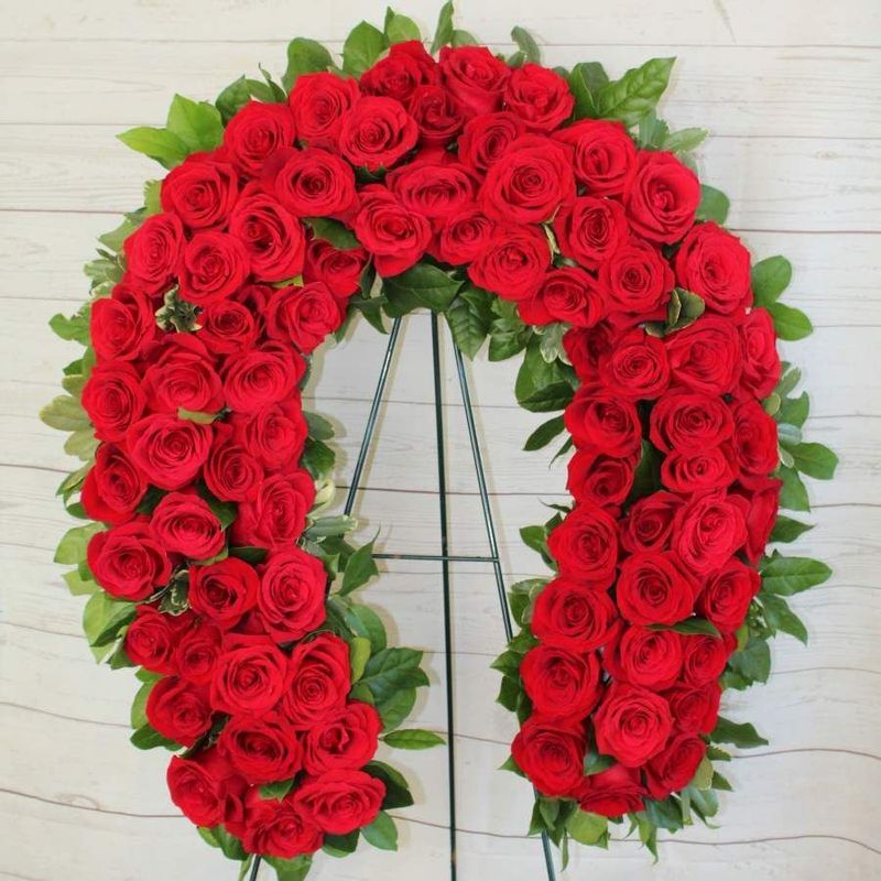 Detail Rose Horseshoe Wreath Nomer 6