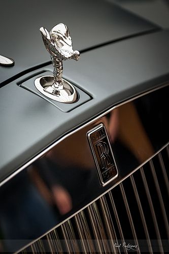 Detail Rose Royce Car Logo Nomer 7