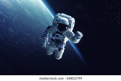 Detail Royalty Free Astronaut Images Nomer 51