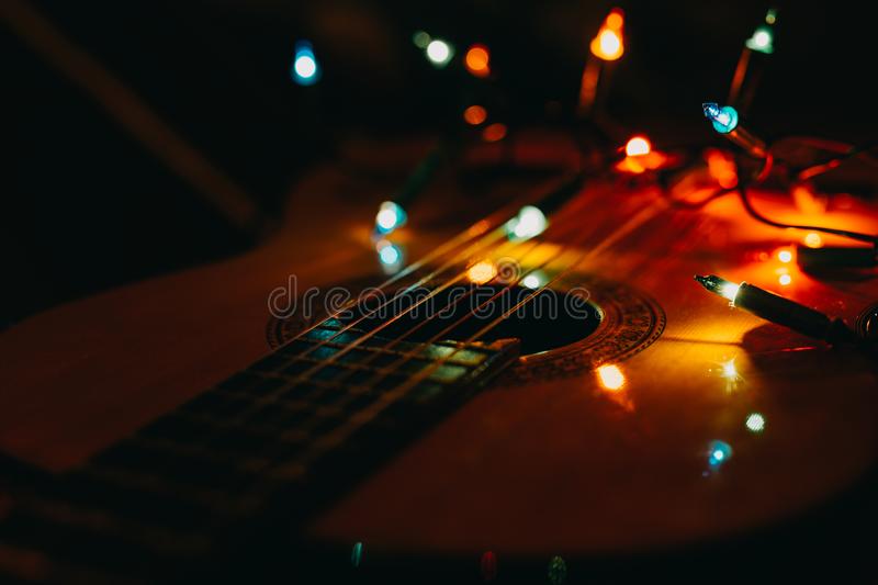 Detail Royalty Free Guitar Pictures Nomer 28