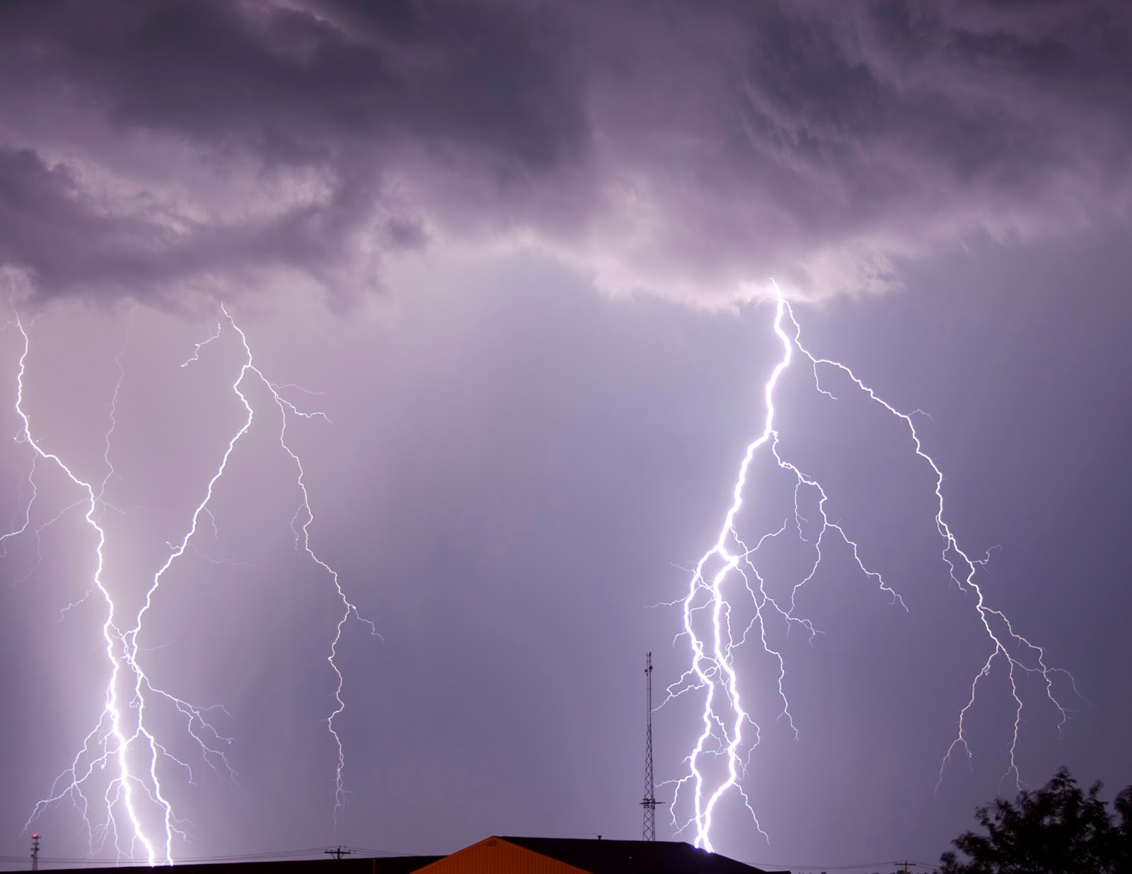 Detail Royalty Free Lightning Images Nomer 55
