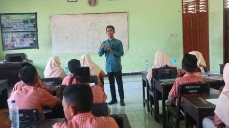 Detail Ruang Kelas Ruang Guru Nomer 39