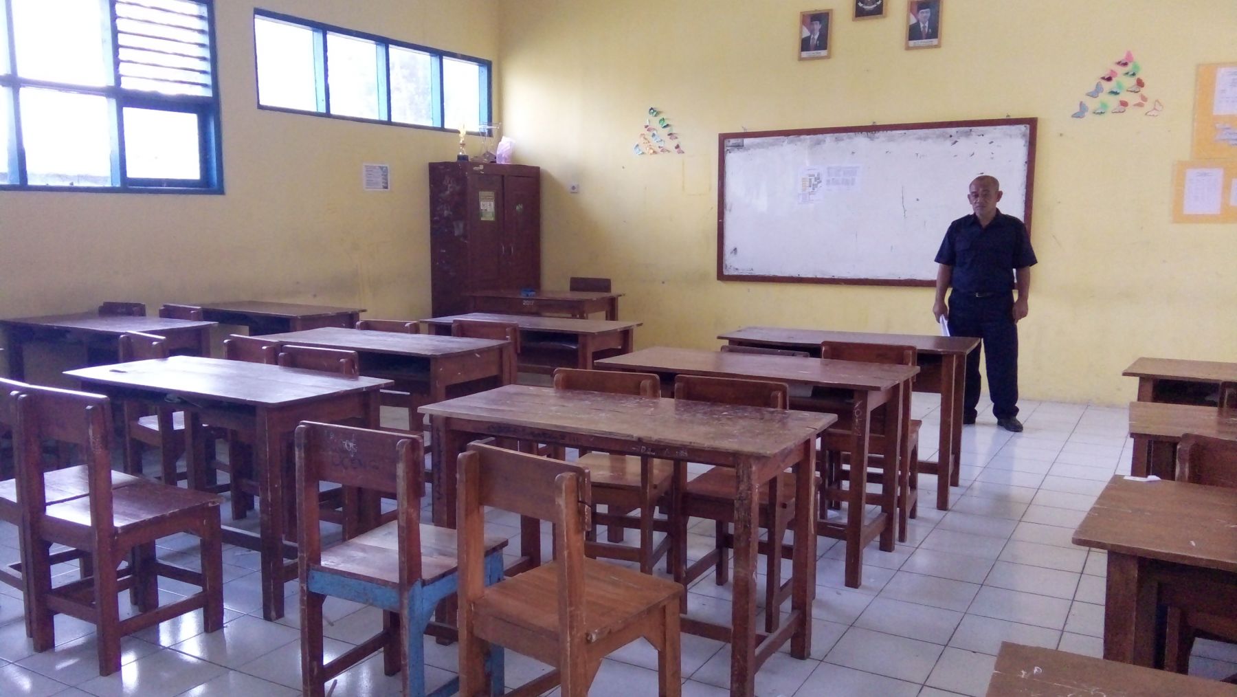 Detail Ruang Kelas Sekolah Nomer 22