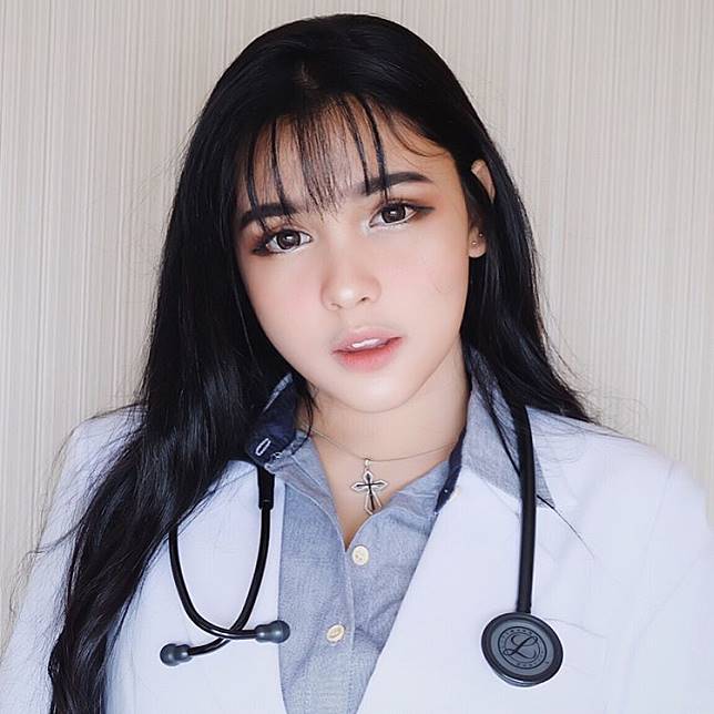 Detail Dokter Perempuan Cantik Nomer 27