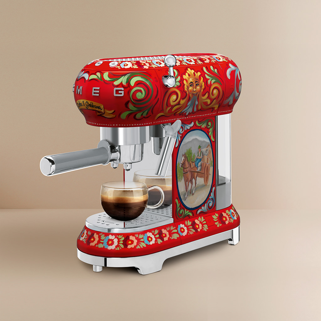 Detail Dolce And Gabbana Espresso Machine Nomer 37