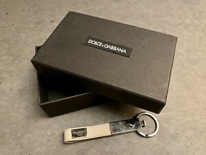 Detail Dolce And Gabbana Keychain Nomer 5