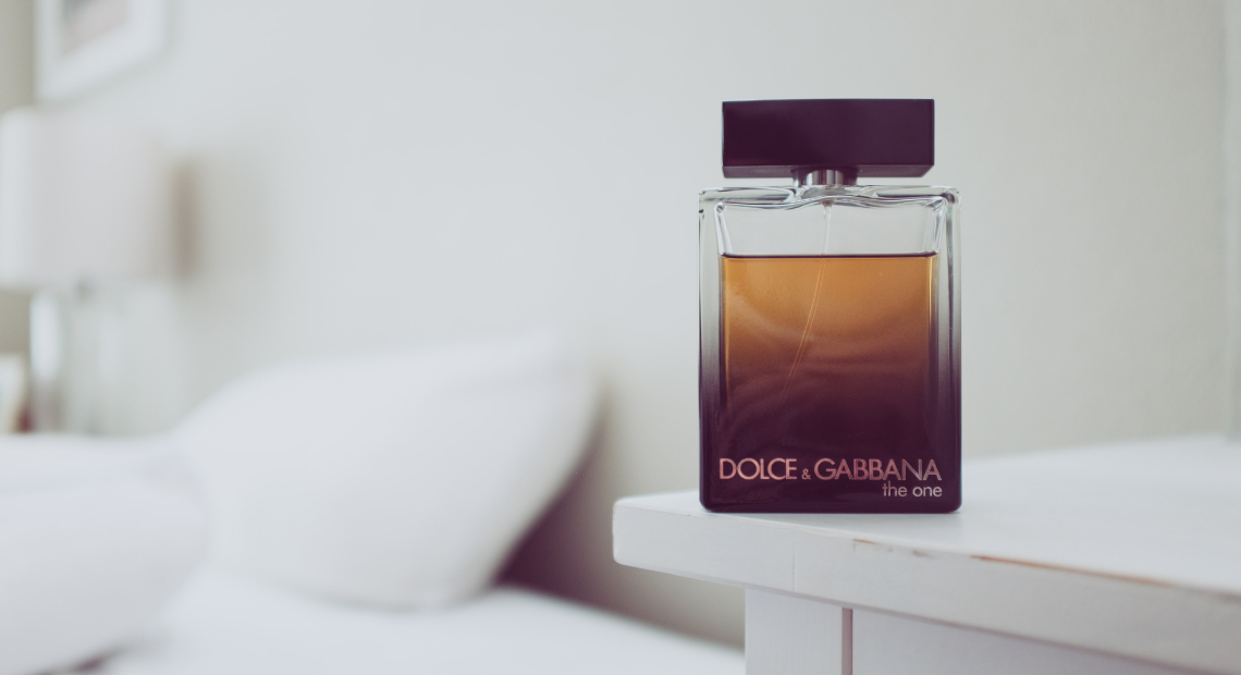 Detail Dolce And Gabbana Logo Nomer 54