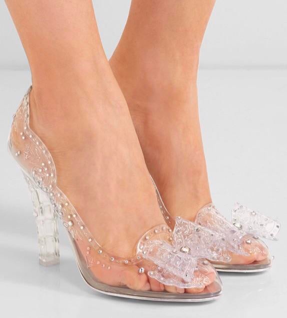 Detail Dolce Gabbana Cinderella Shoes Nomer 13