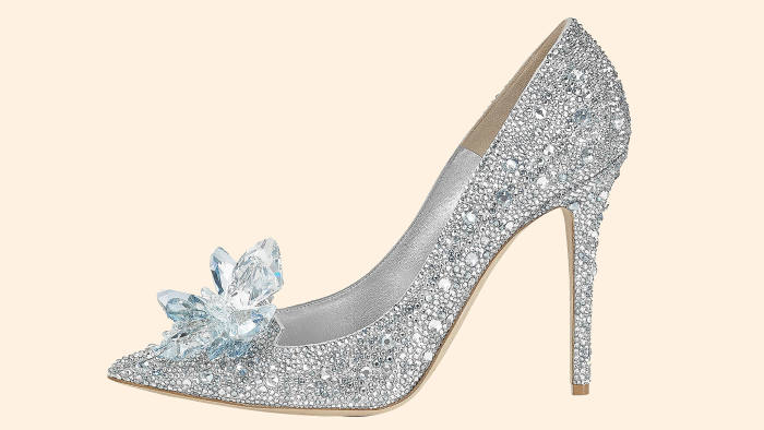 Detail Dolce Gabbana Cinderella Shoes Nomer 55