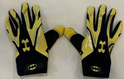 Detail Under Armour Batman Football Gloves Nomer 39