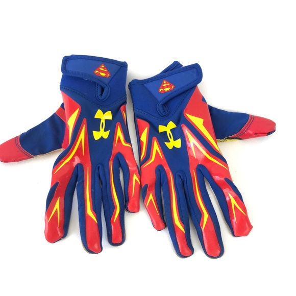 Detail Under Armour Superman Batting Gloves Nomer 17