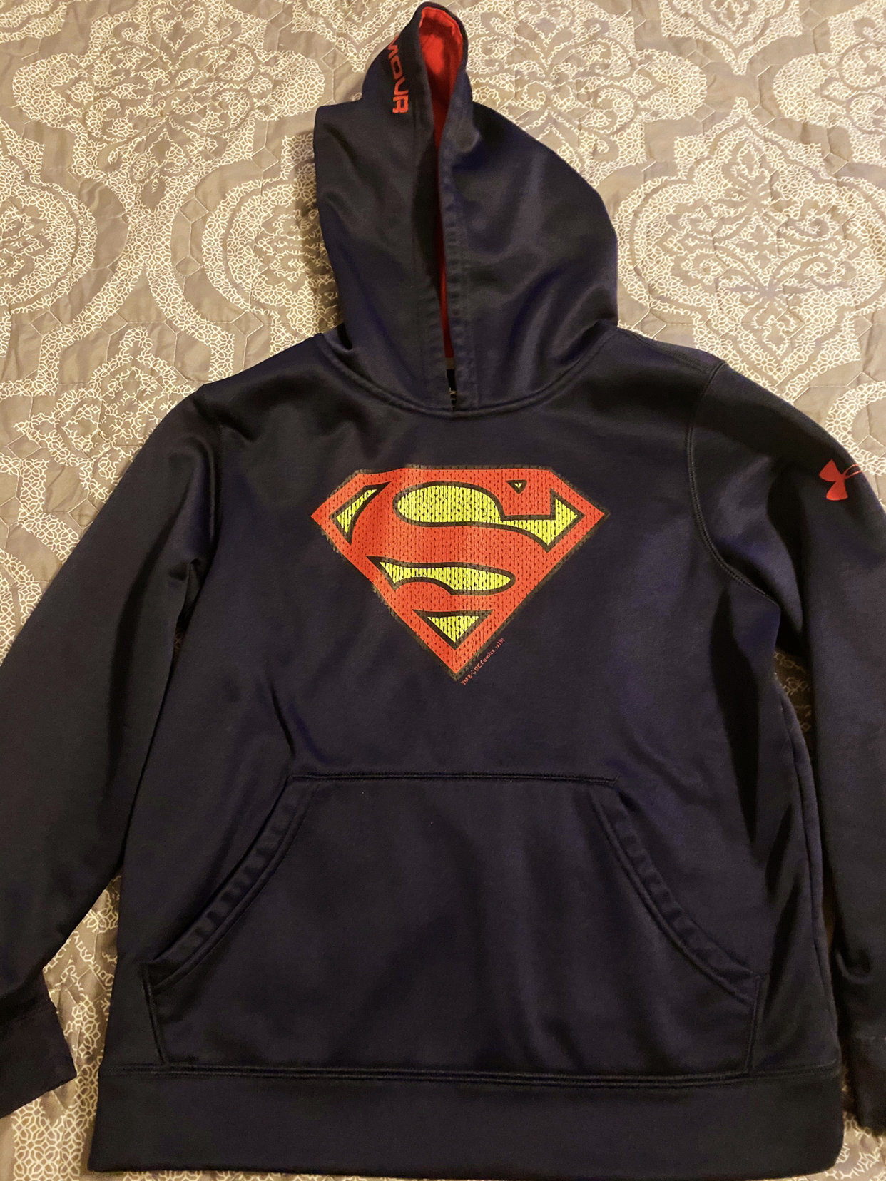 Detail Under Armour Superman Hoodie Nomer 40