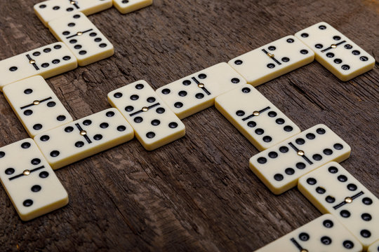 Detail Dominoes Game Images Nomer 36