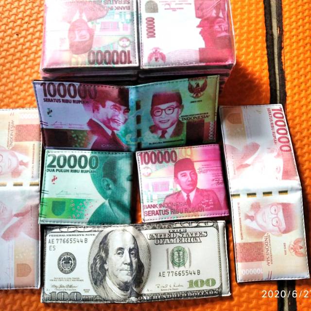 Dompet Gambar Uang - KibrisPDR