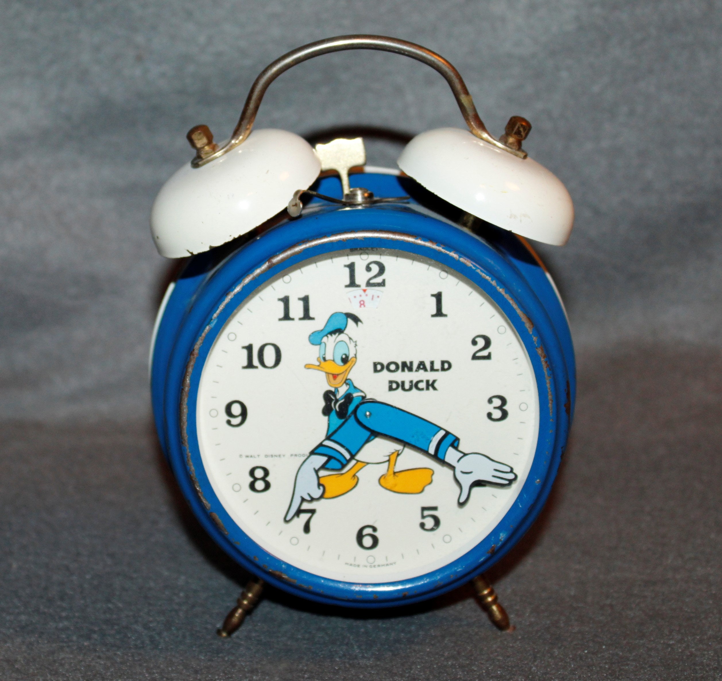 Detail Donald Duck Alarm Clock Nomer 3