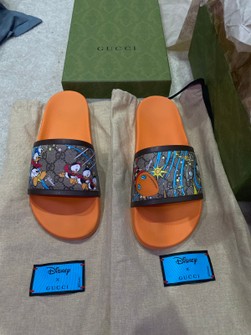 Detail Donald Duck Gucci Slides Nomer 16