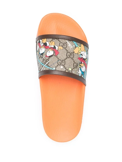 Detail Donald Duck Gucci Slides Nomer 19