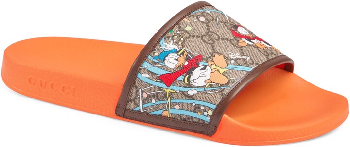 Detail Donald Duck Gucci Slides Nomer 21