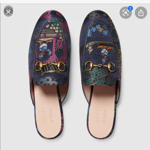 Detail Donald Duck Gucci Slides Nomer 22
