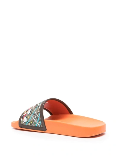Detail Donald Duck Gucci Slides Nomer 33