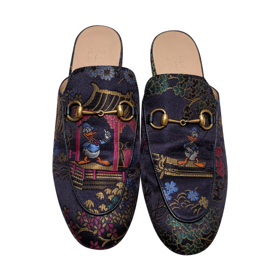 Detail Donald Duck Gucci Slides Nomer 50