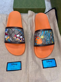Detail Donald Duck Gucci Slides Nomer 54