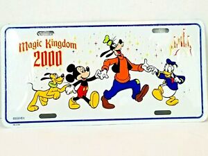 Detail Donald Duck License Plate Nomer 25