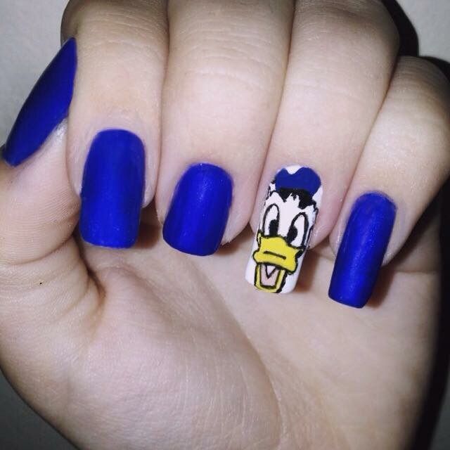 Detail Donald Duck Nails Design Nomer 15