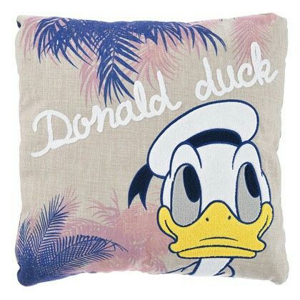 Detail Donald Duck Pillow Nomer 16