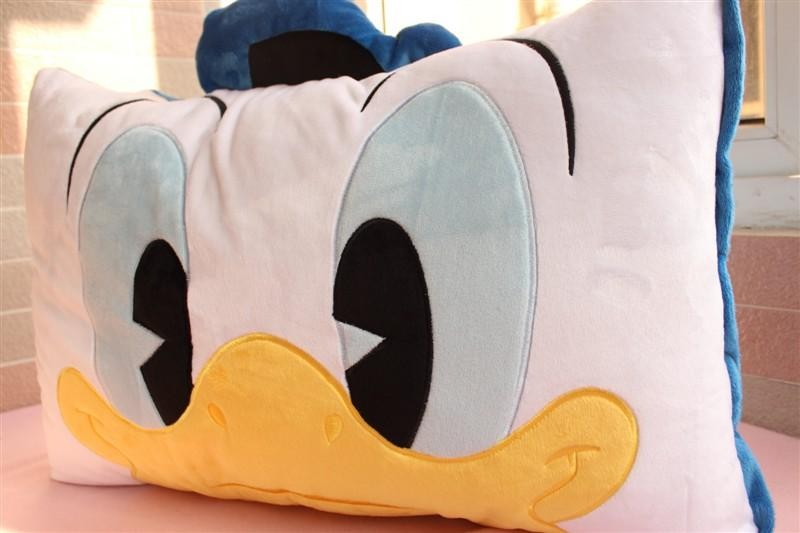Detail Donald Duck Pillow Nomer 46