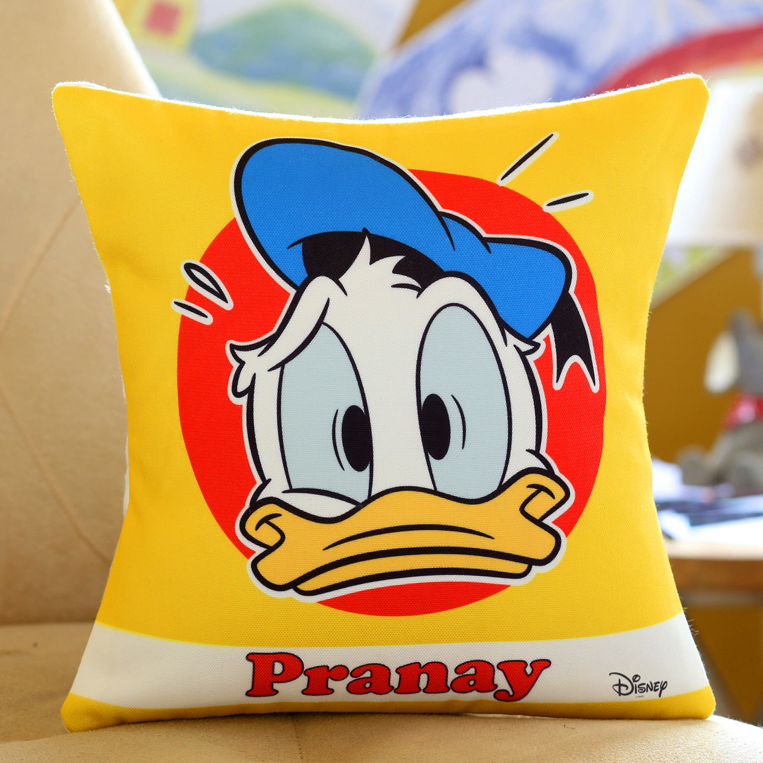 Detail Donald Duck Pillow Nomer 48