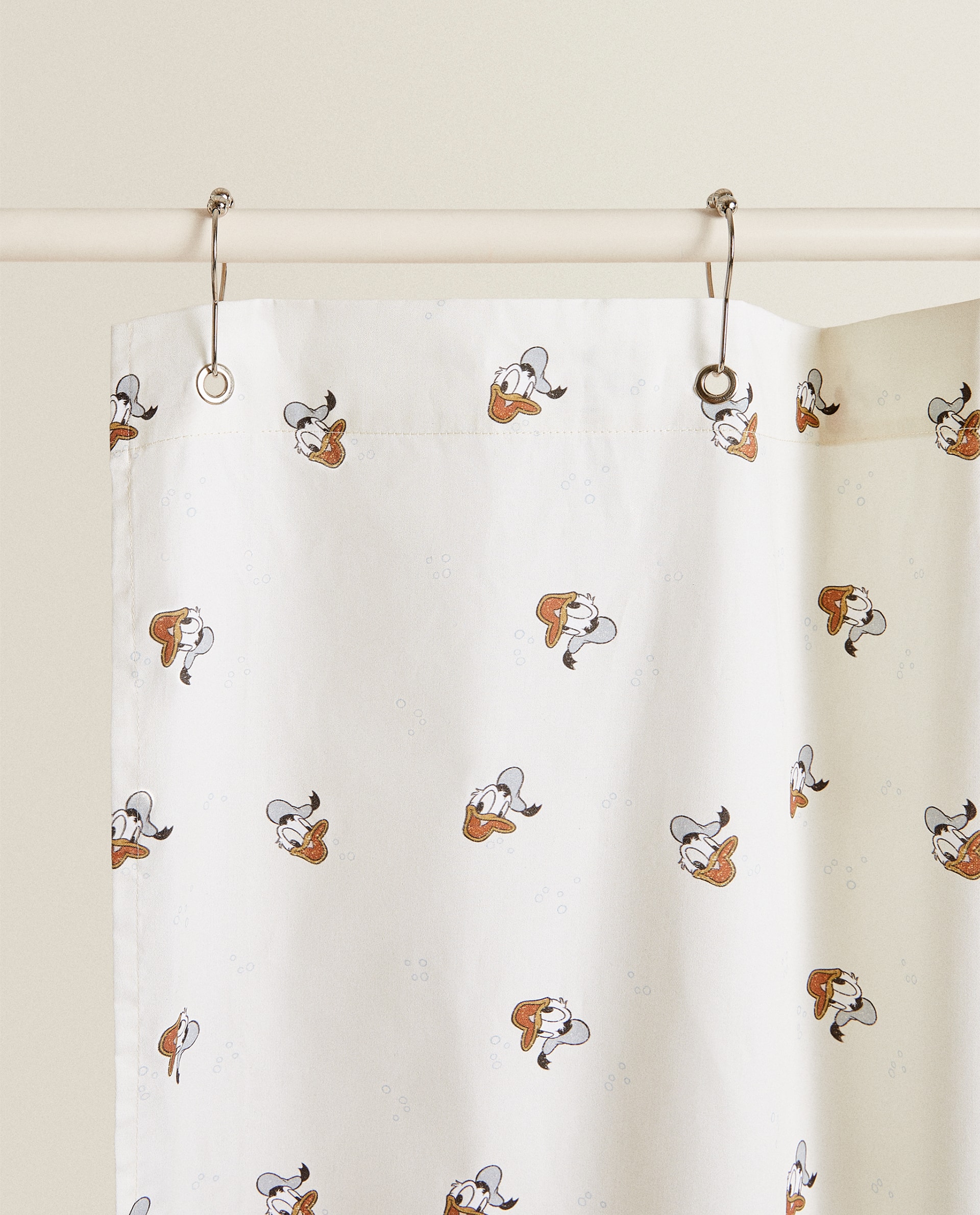 Detail Donald Duck Shower Curtain Nomer 26